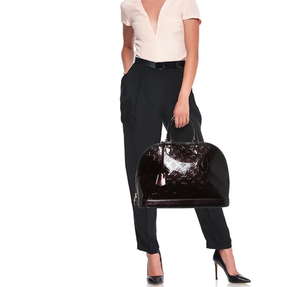 Louis Vuitton Alma Vernis Amarante GM handbag - Picture 3 of 17